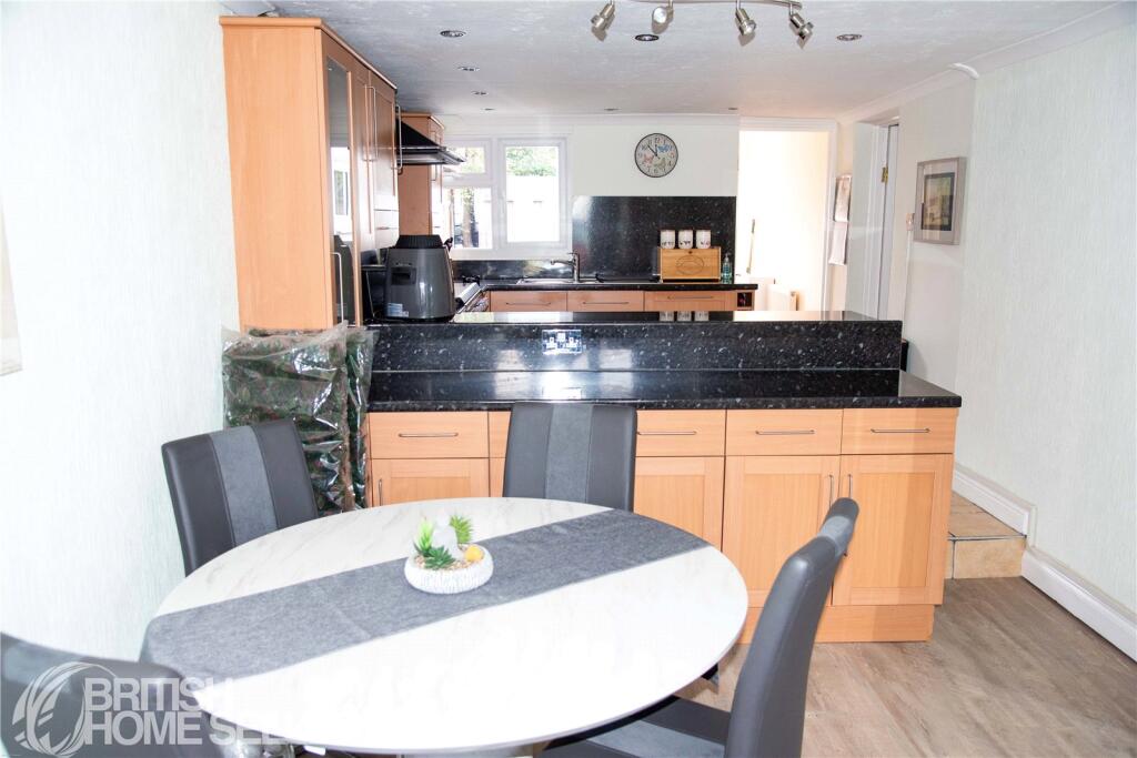 House in Chichester, East Wittering - View 5
