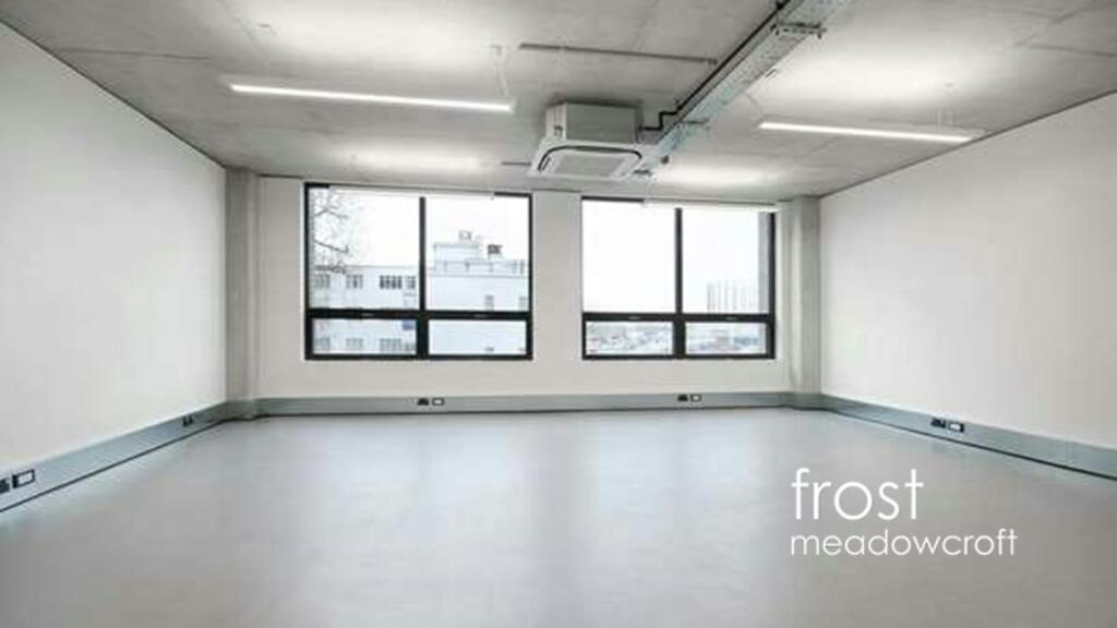 Grand Union StudiosW10 Offices to let 8.jpg