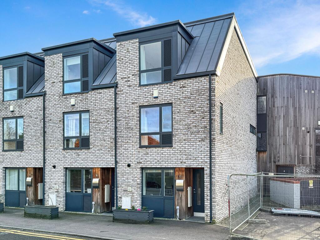 3-bed house on Station Road, Great Shelford, £500,000