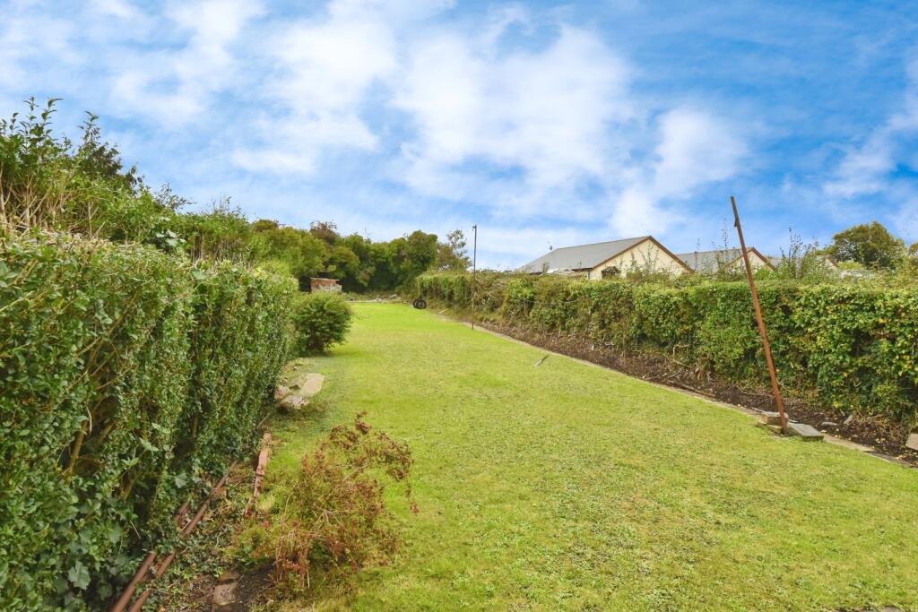 Llwynhendy Road, Llanelli, Carmarthenshire, SA14 photo 3