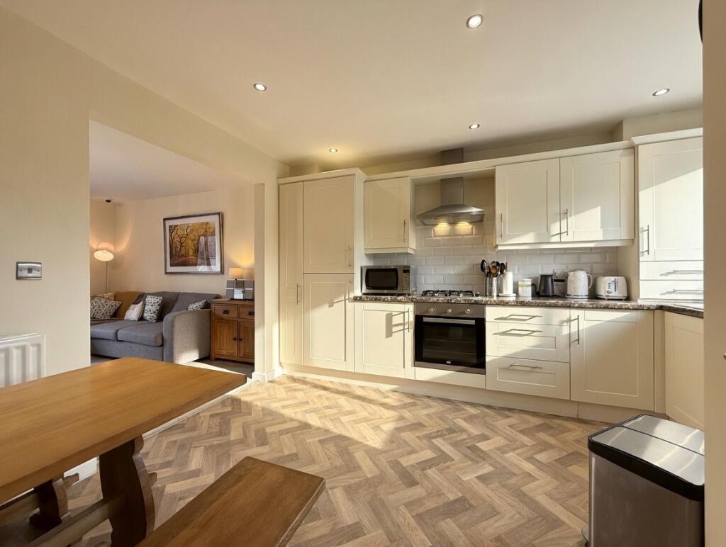 Tindale Terrace, Rowlands Gill photo 4