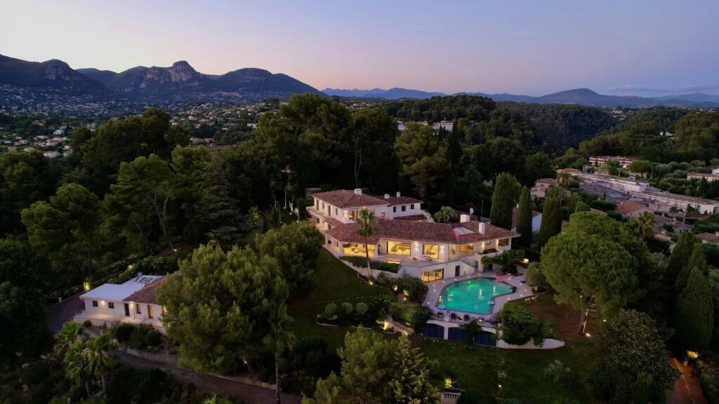Main image of property: Provence-Alps-Cote d`Azur, Alpes-Maritimes, Saint Paul De Vence