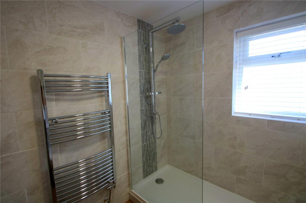 Apartment in Bristol - View 5