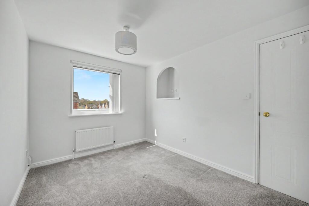 Burns Way, Harrogate, North Yorkshire, HG1 photo 4