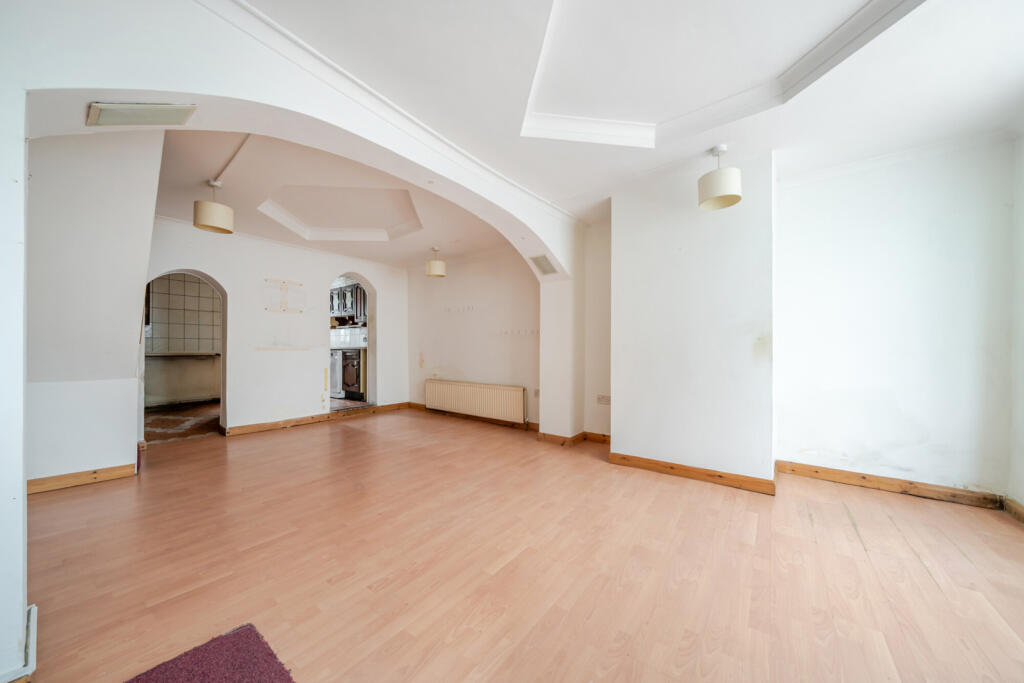 House in London - View 2