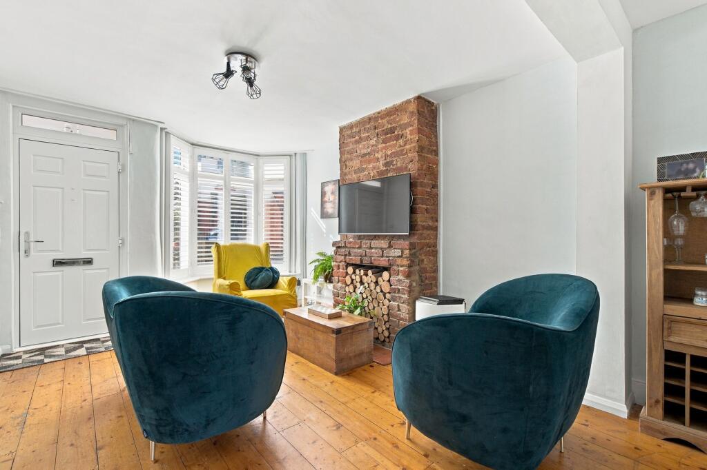 House in Sunningdale, Windsor and Maidenhead - View 2