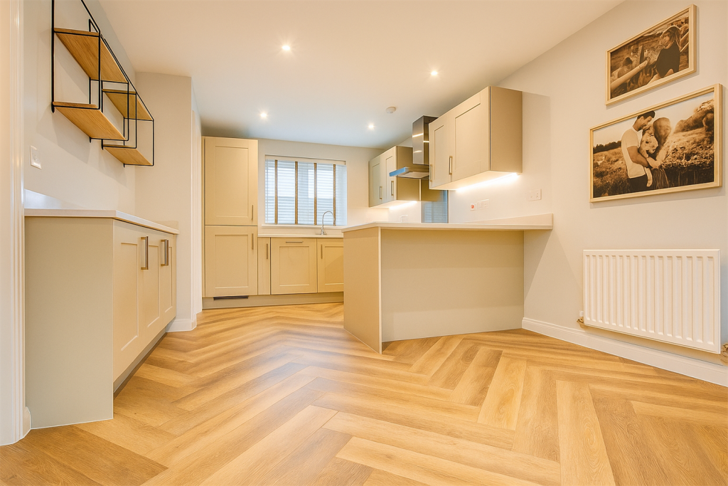 Meadow Brown Road, GL19 photo 3