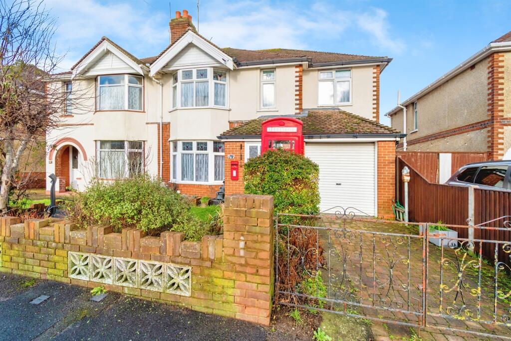 4-bed semi-detached on Kipling Road, Eastleigh, £425,000