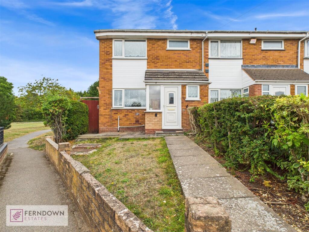 3-bed terraced on Greenway Walk, Tile Cross, Birmingham, B33, £190,000
