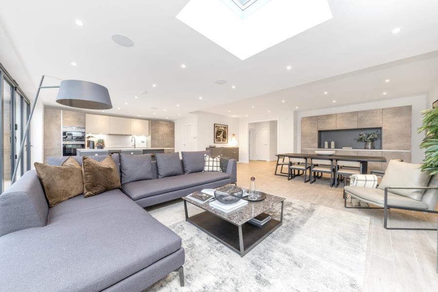 Main image of property: Dunstan Road, Golders Green, NW11