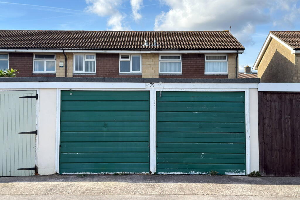 House in Bath, Trowbridge - View 4