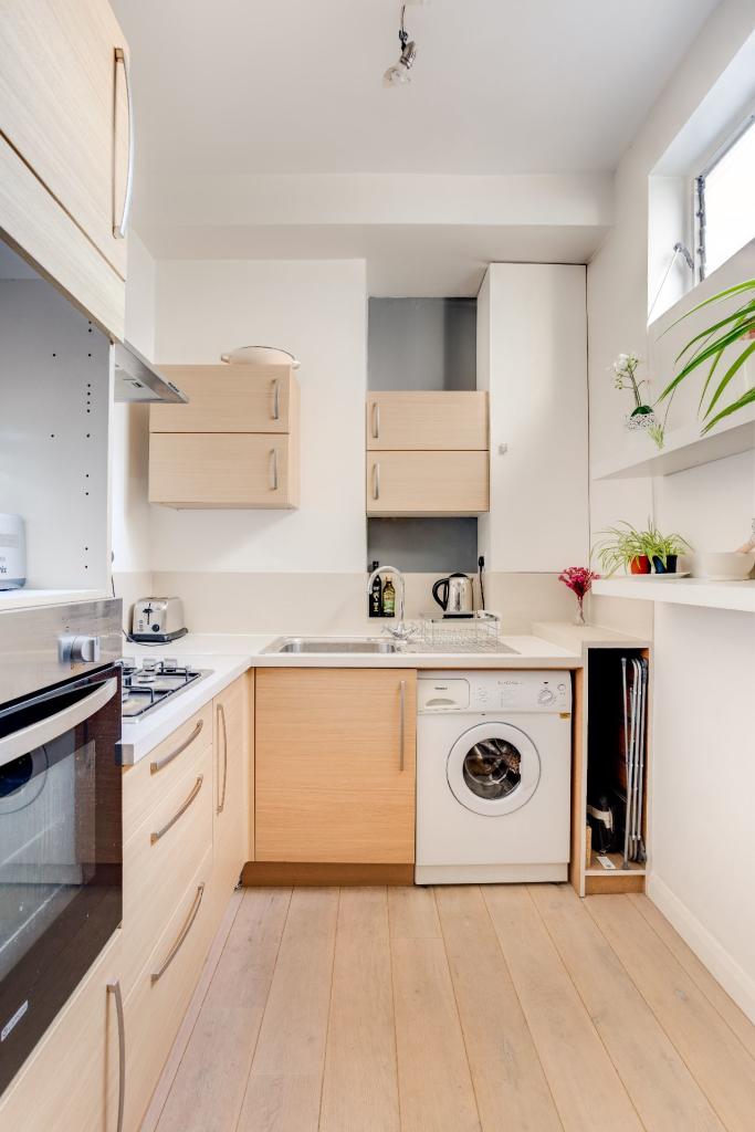 Apartment in Brighton, Round Hill - View 5