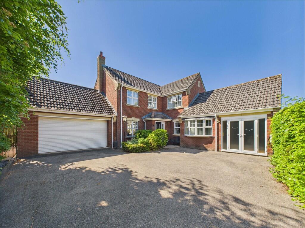 4-bed detached on Forest Pines Lane, Woodhall Spa, £567,000