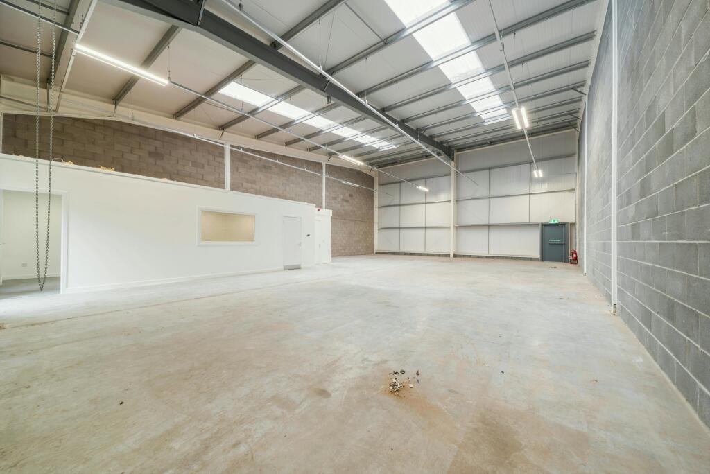 8690747-interior06-800.jpg