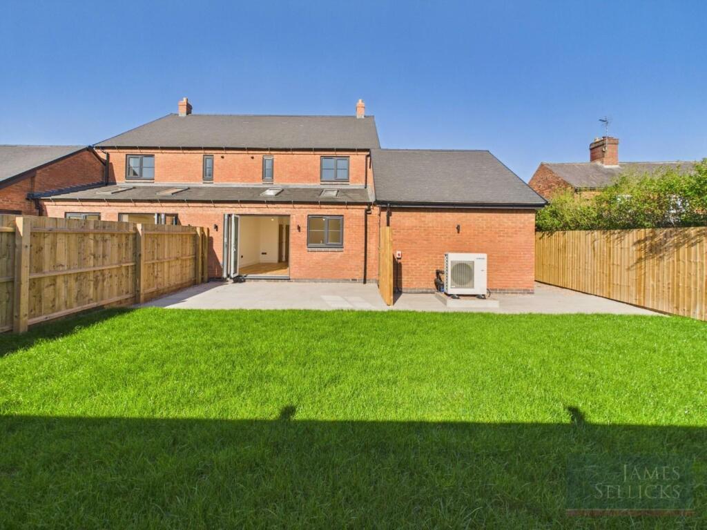 * OPEN VIEWINGS 11th APRIL 2026 * The Hawthornes, Congerstone photo 3