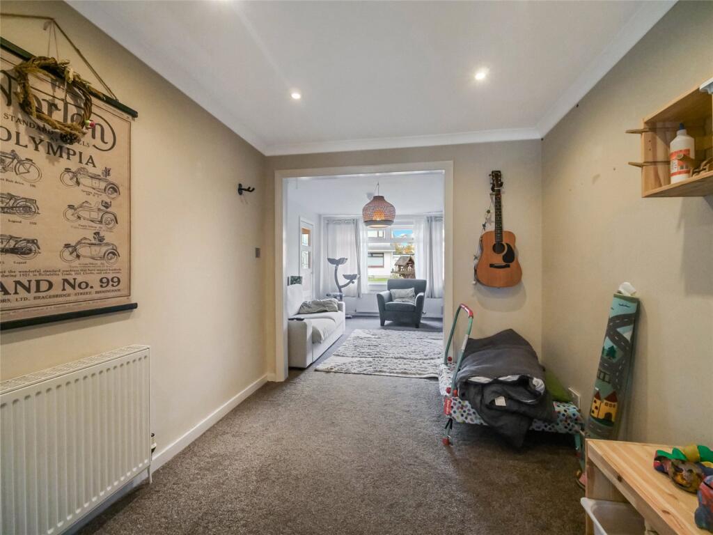 House in Motherwell, North Lanarkshire - View 5