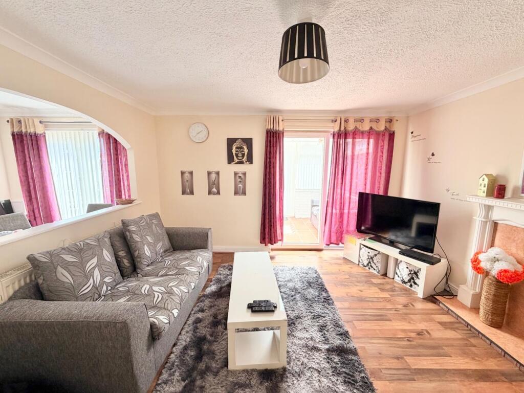 Helmswood Drive, Chelmsley Wood, Birmingham - View 2