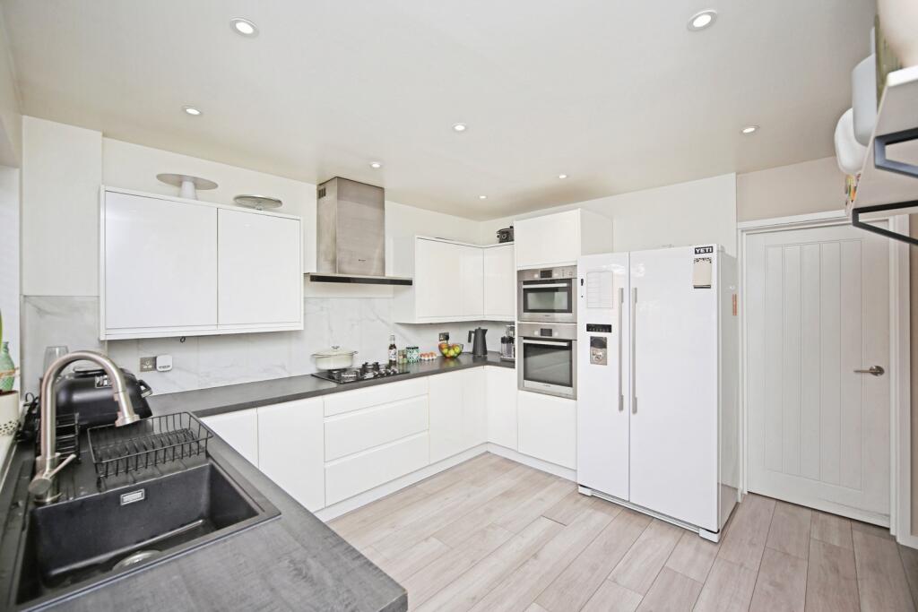 Additional image 3 of Netherfield Gardens, Birmingham, West Midlands, B27