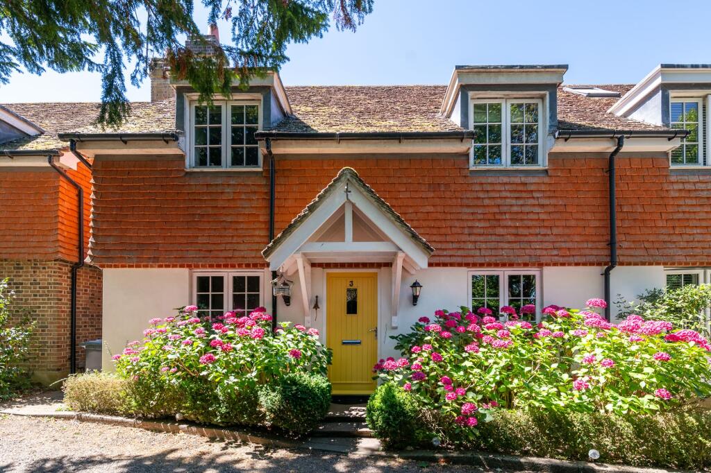 Main image of property: Anns Walk, Bletchingley, RH1