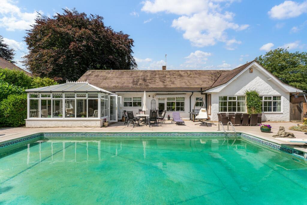 Main image of property: Moss Lane, Sale, Greater Manchester, M33