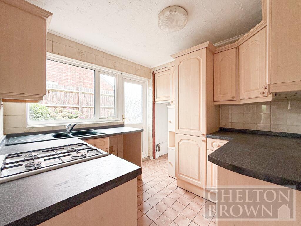 House in Northampton, Duston - More