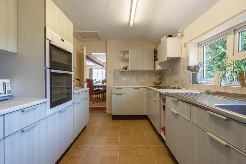 Brettenham, Ipswich, Suffolk, IP7 - More