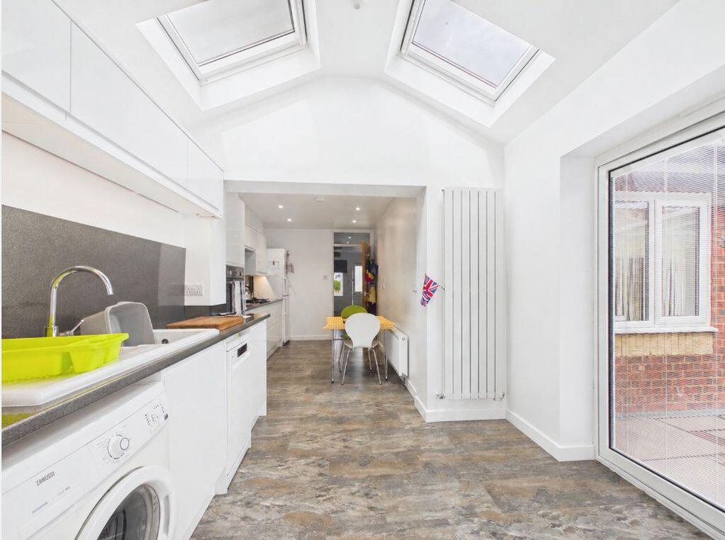 House in Stroud, Stonehouse - View 3