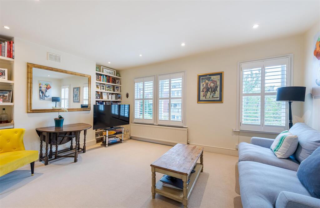 Apartment in London - View 3