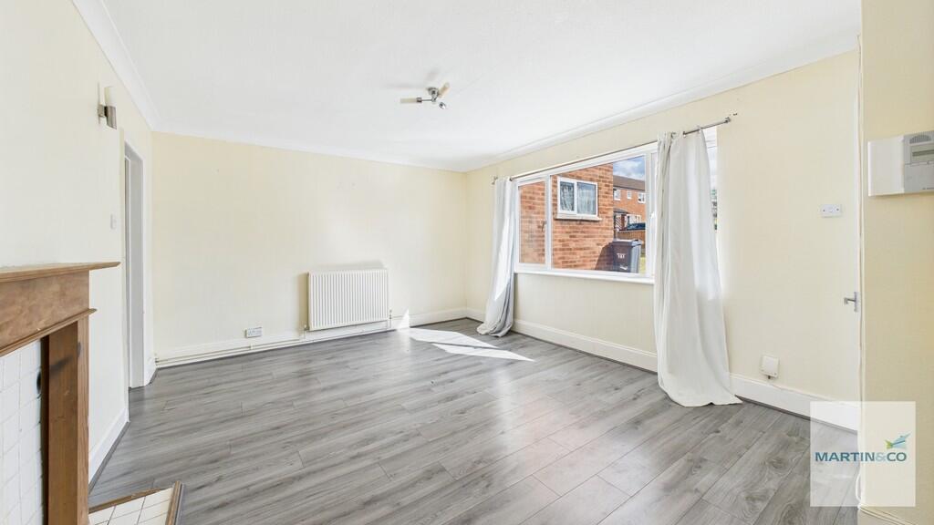 House in Birmingham, Sutton Coldfield - View 4