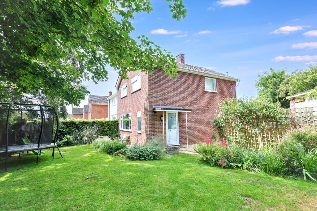 Main image of property: 21 Elm Tree Walk Shippon, Shippon, Abingdon