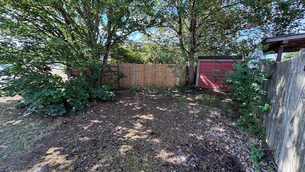 Main image of property: Land & Garage adjacent to 378 Cippenham Lane, Berkshire, SL1 2YE