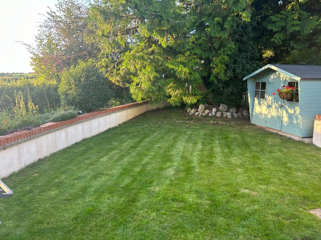 Additional image 3 of Wells