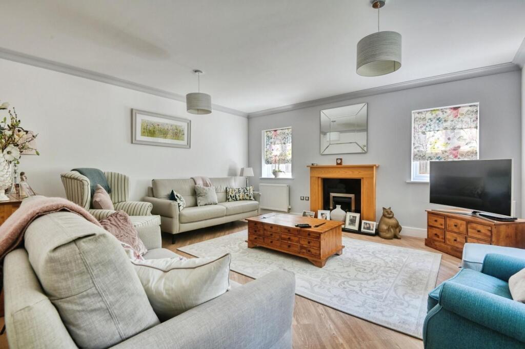 House in Sutton Coldfield, Driffold - View 3