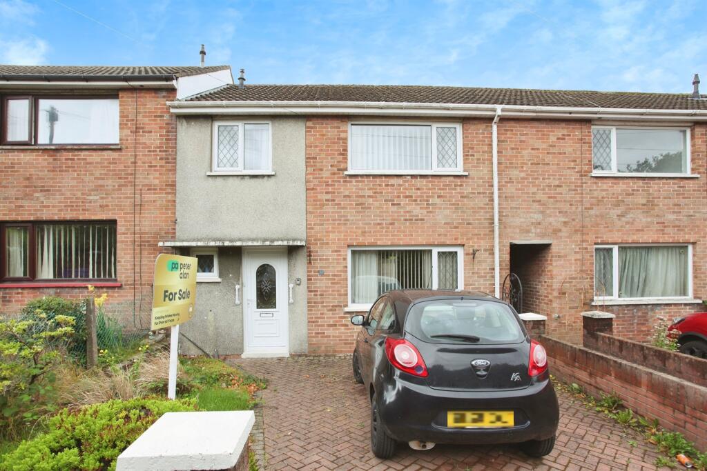 Main image of property: Waunborfa Road, Cefn Fforest, Blackwood