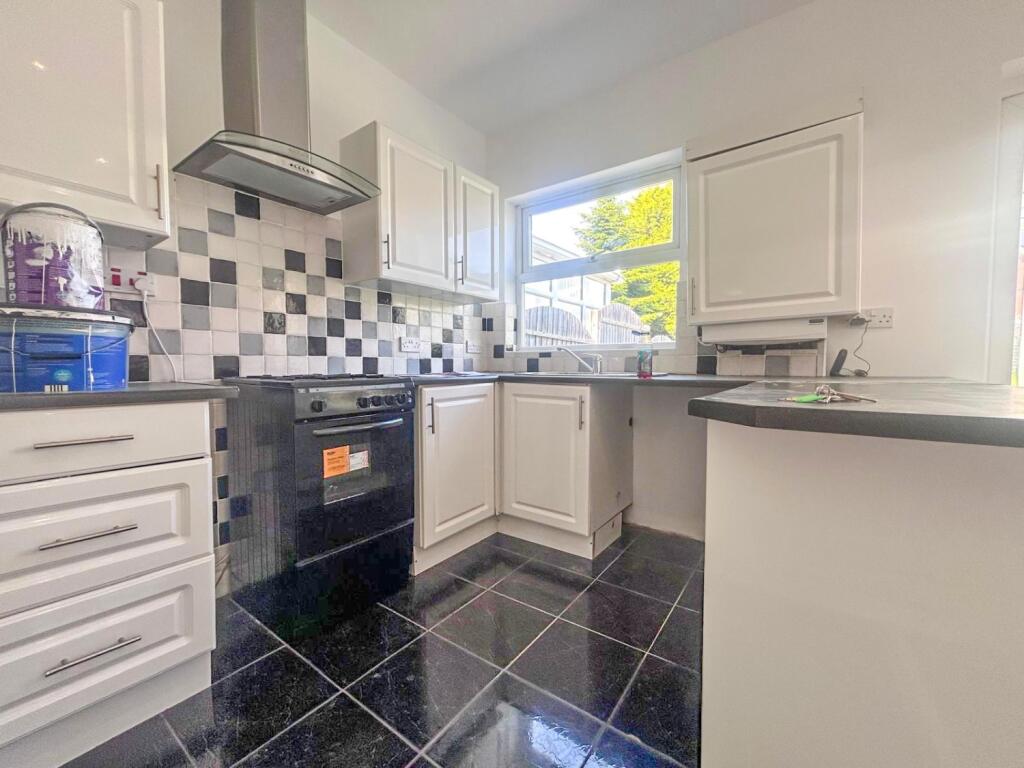 House in Wolverhampton - View 4