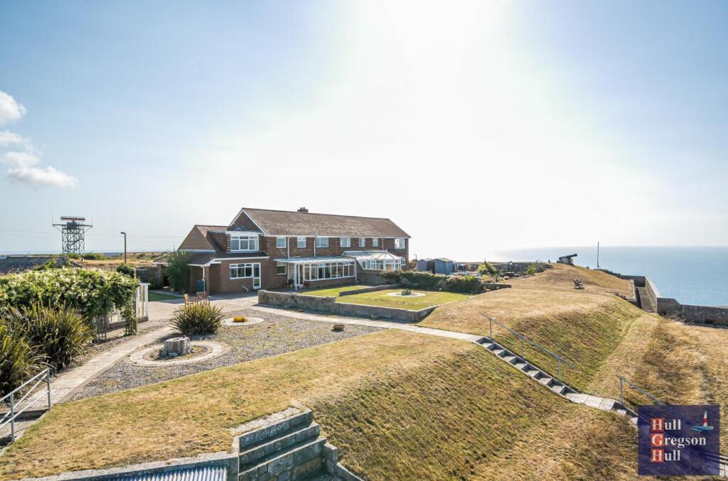 Main image of property: The Verne, Portland