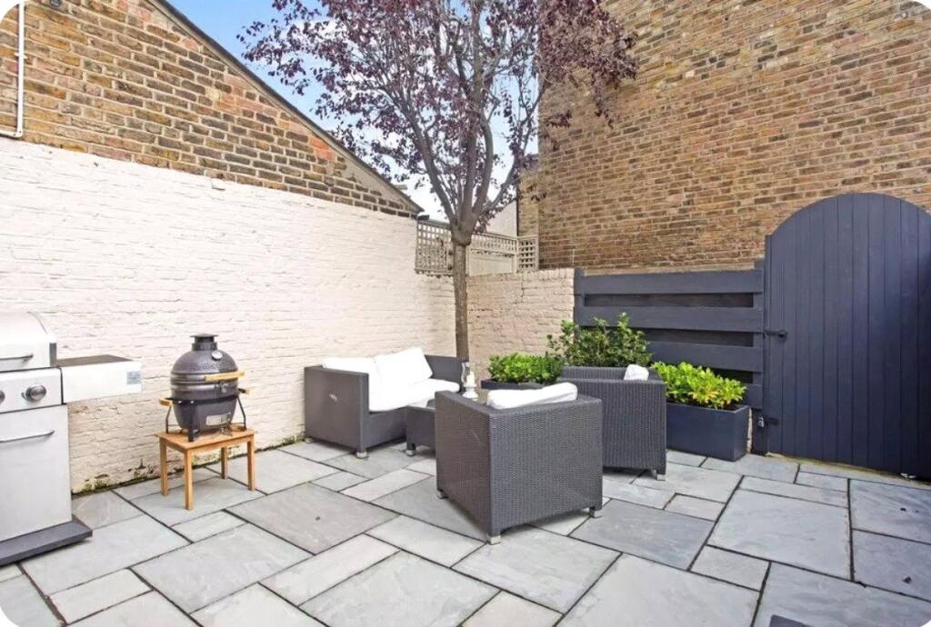 Apartment in London - View 4