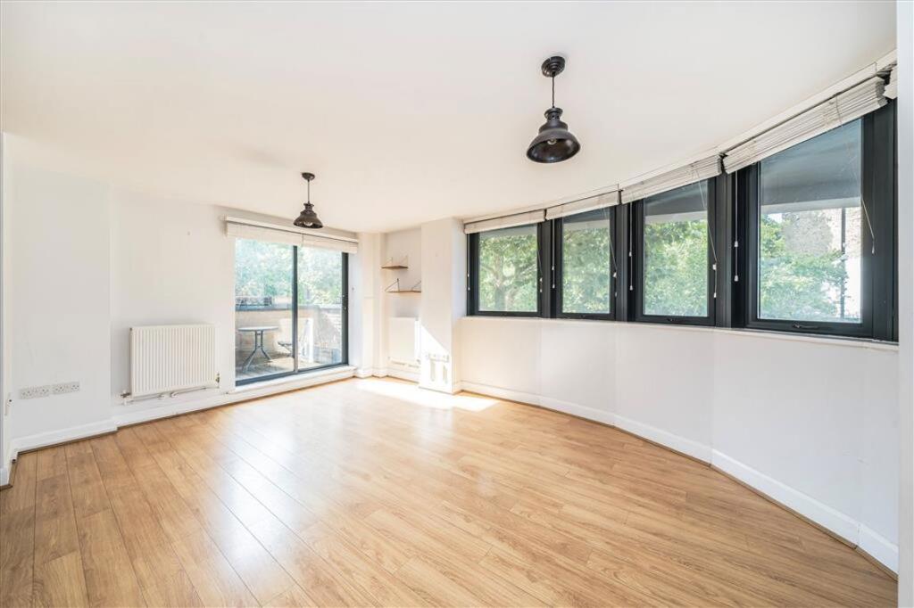 Apartment in London - View 2