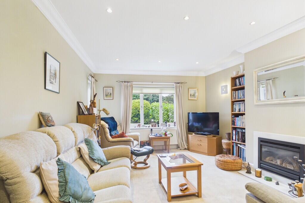 House in Lancaster, Ulverston - More