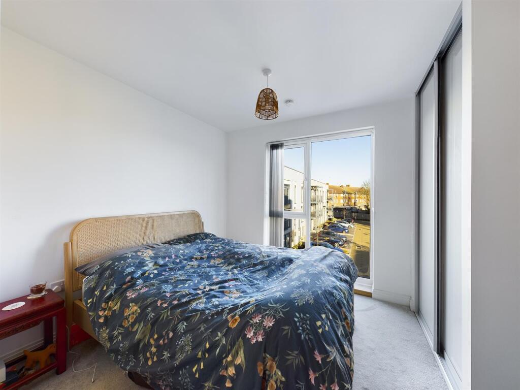 Apartment in Stevenage - More