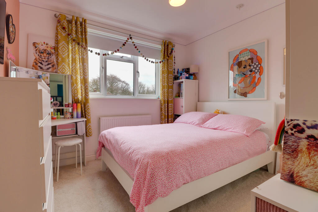 Additional image 9 of Holly Walk, Harpenden, Hertfordshire, AL5