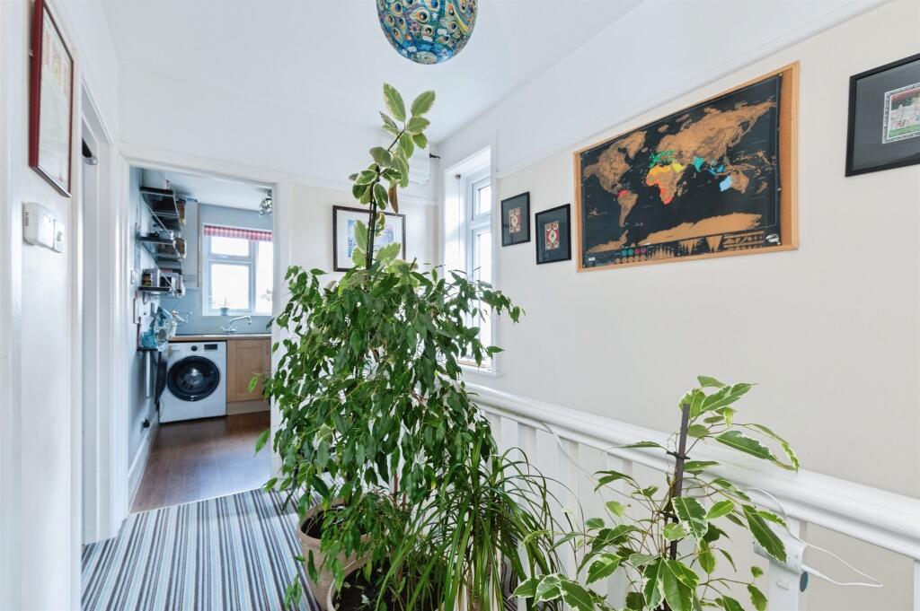 Apartment in Bear Cross, Bearwood, Poole - View 6