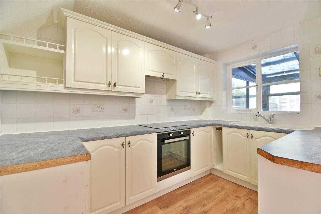 High Ash Grove, Audenshaw, Tameside, M34 - View 5