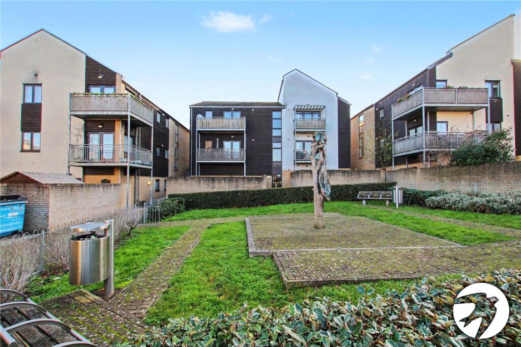 Apartment in London - View 3