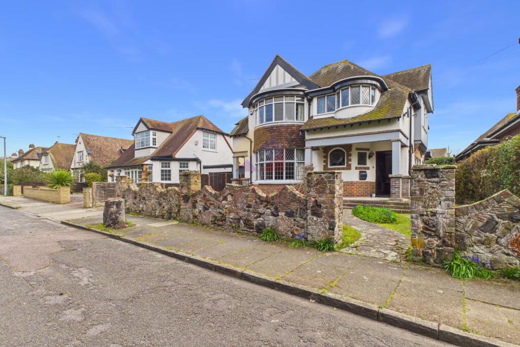 Main image of property: Lancaster Gardens East, Clacton on Sea