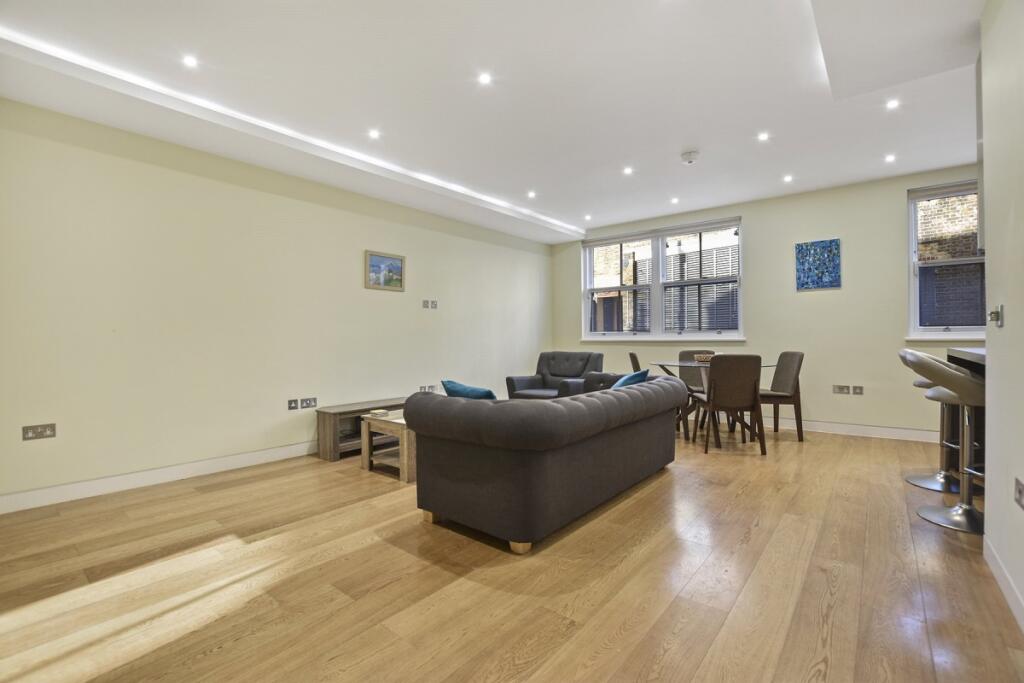Apartment in London - More