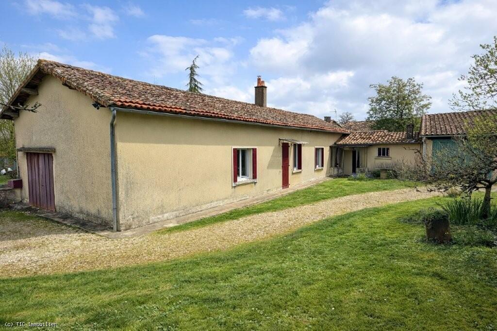 Main image of property: Sauze-Vaussais, Poitou-Charentes, 79190, France