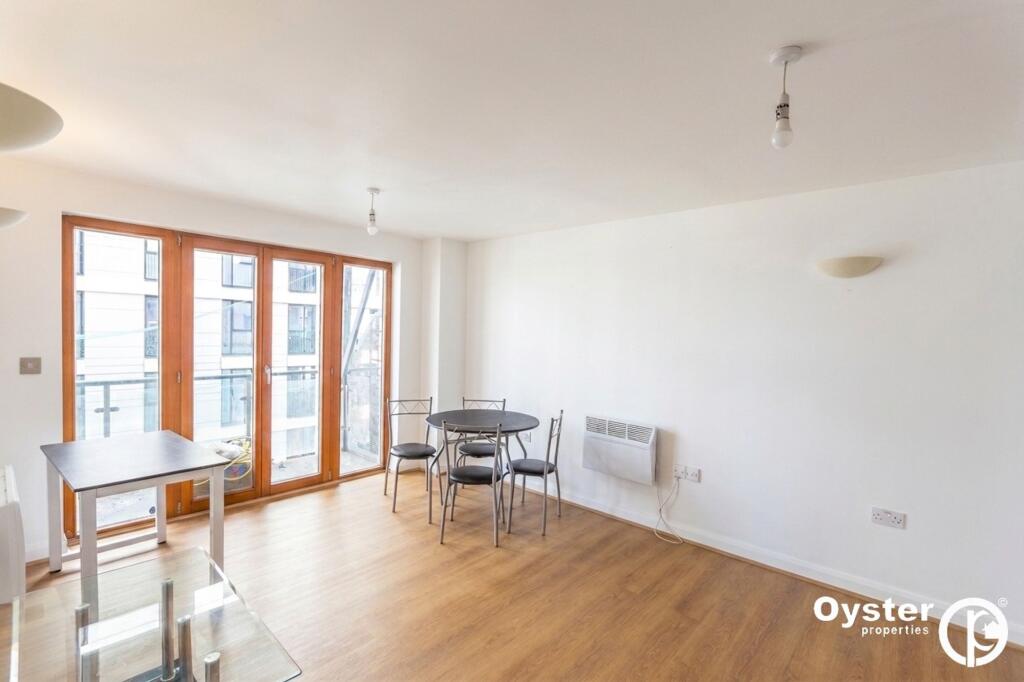 Main image of property: Icon Building, Ilford Hill, IG1