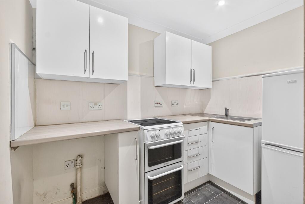 Apartment in Glasgow - View 3