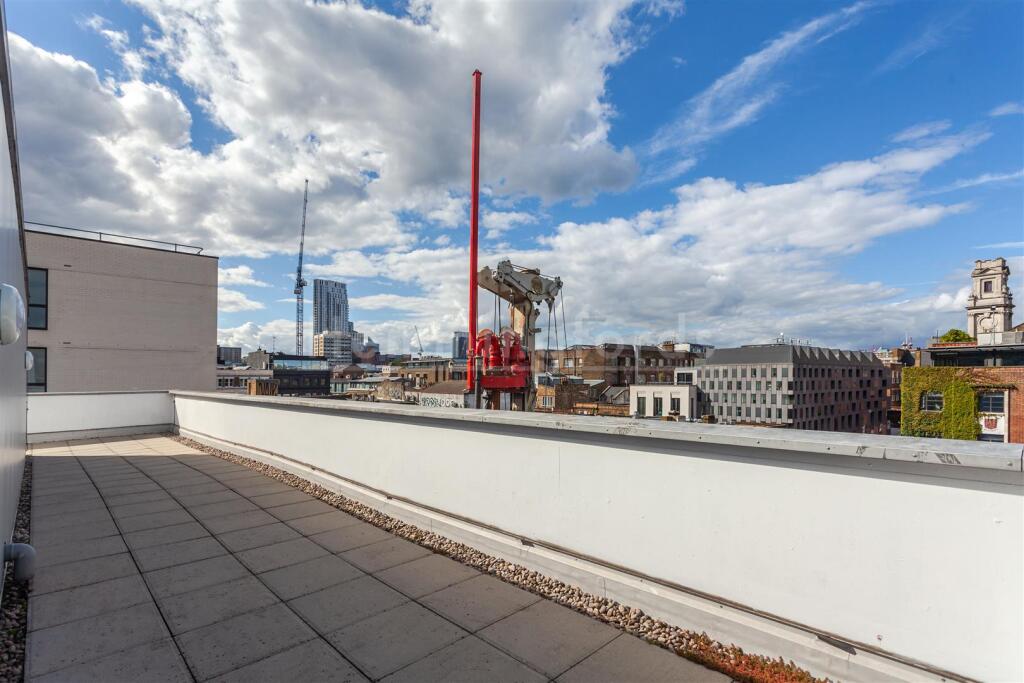Apartment in London, Shoreditch - View 3